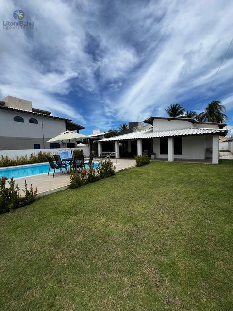 Casa à venda em Camaçari, Guarajuba (Monte Gordo), com 4 quartos, com 215 m², Condomínio Paraíso 1